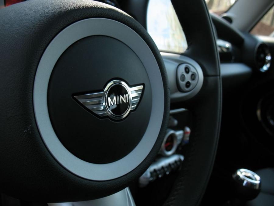  Mini Cooper Clubman 2008 года  (фото 45 из 53)